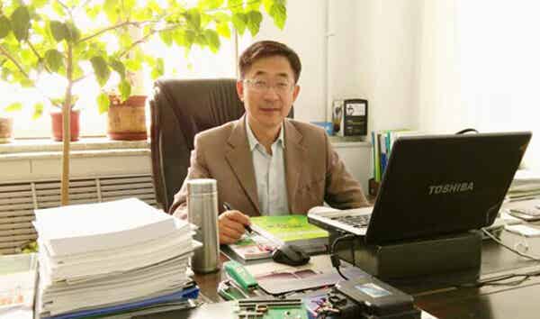 專訪新能源汽車電池成組管理應用技術專家、哈爾濱威星動力電源有限公司董事長方英民