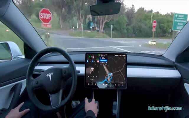 比亞迪靠汽車技術創新銷量暴漲，自動駕駛卻難助華為打開局面